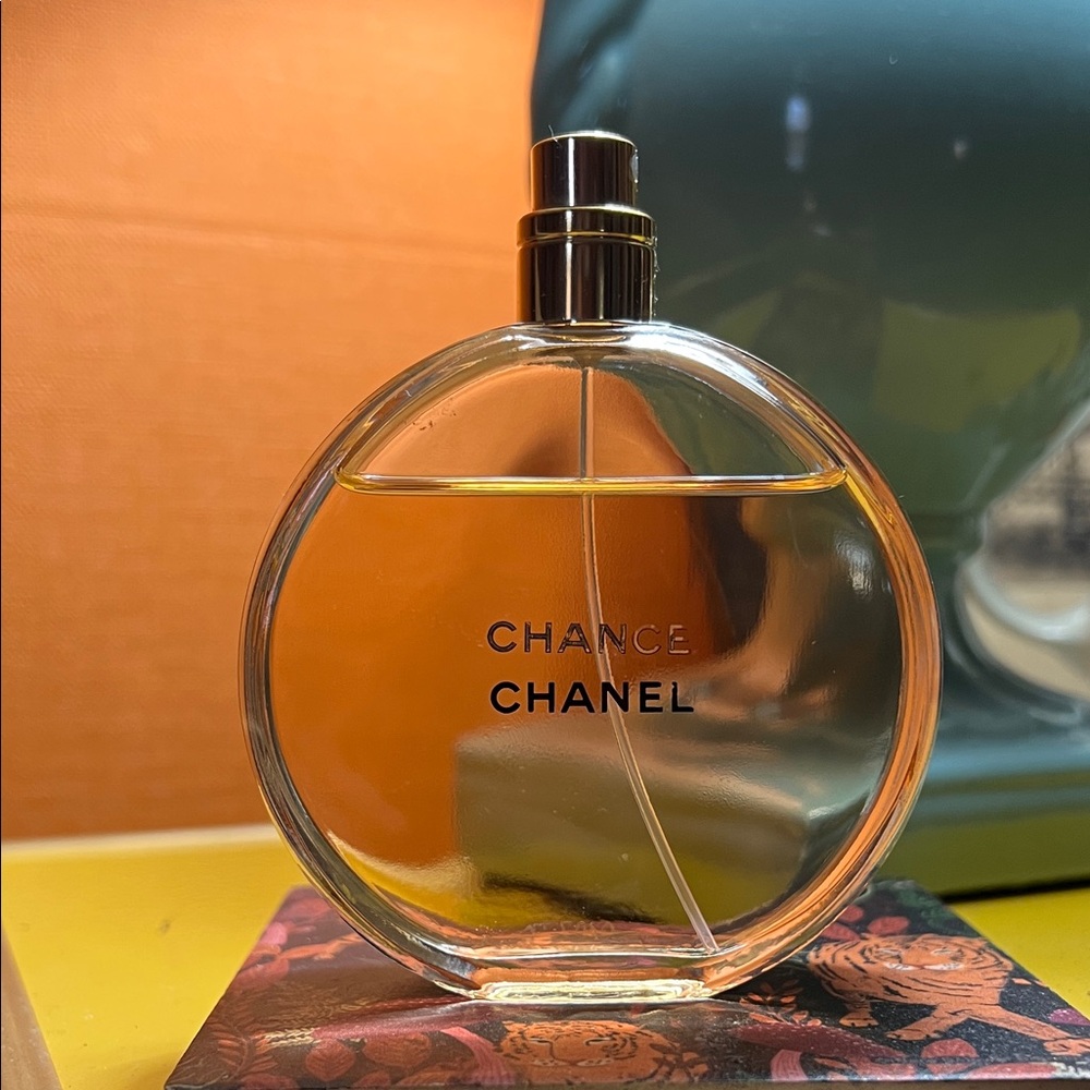 CHANEL Chance Eau de Parfum - Amber and Gold Accents 3.4oz